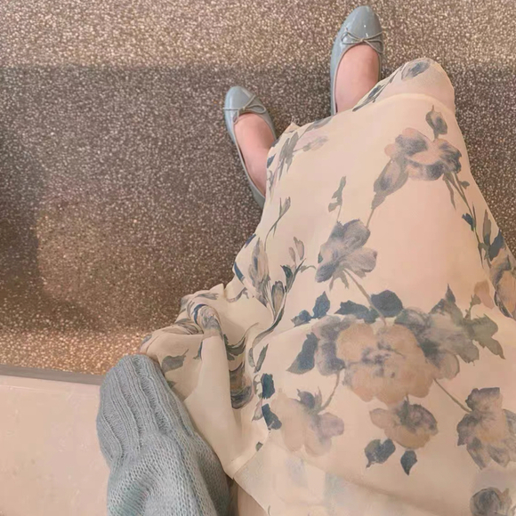 One-Shoulder Floral Asymmetrical Dress - Picture 4 of 8